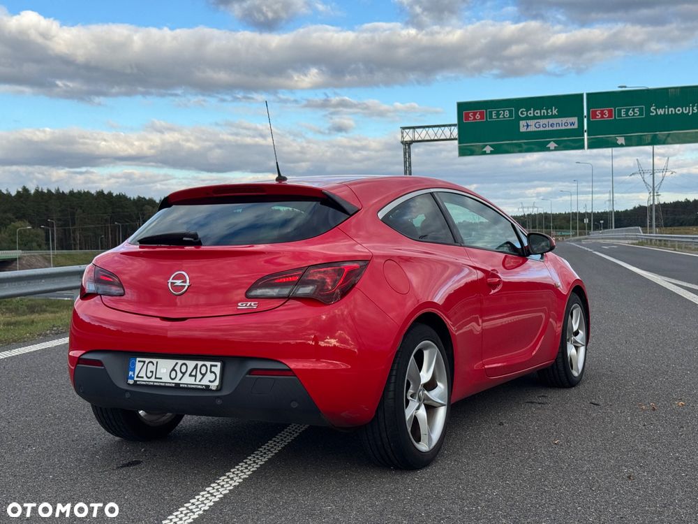 Opel Astra IV GTC 1.4 T Sport - 6