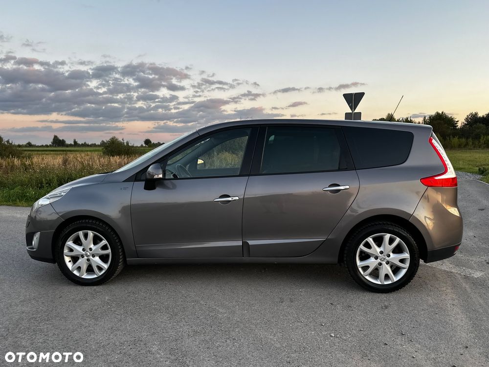 Renault Grand Scenic 2.0 16V 140 CVT Luxe - 10