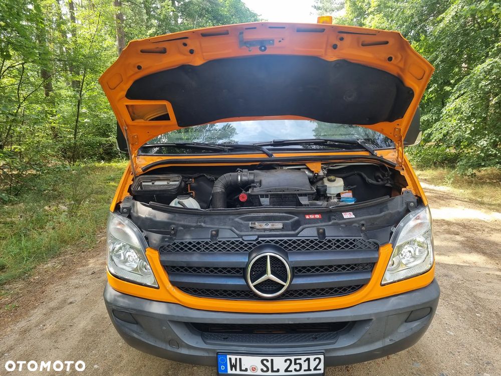 Mercedes-Benz Sprinter - 32