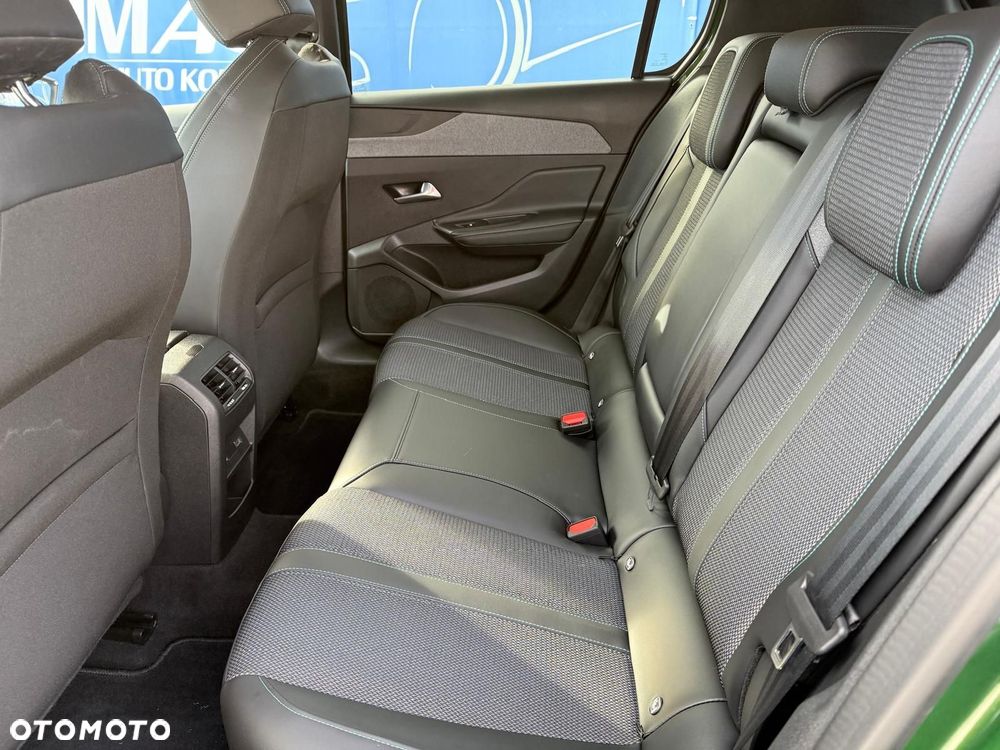 Peugeot 308 1.2 PureTech Allure S&S - 13