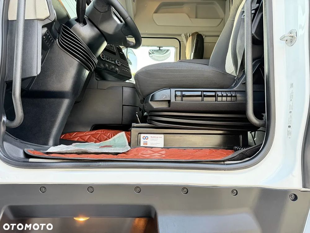 Ford F-MAX 500 / STANDARD / 2023 / KRAJOWY / MAŁY PRZEB./ RETARDER / OKAZ / FULL LED / B.ZADBANY / STAN FABRYCZNY / SALON POLSKA / - 21