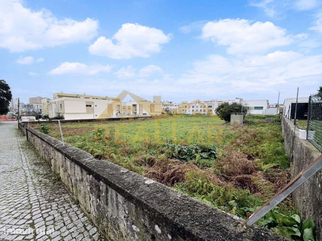 Excelente Terreno Urbano na Maia - 952 m² - Grande imagem: 3/8