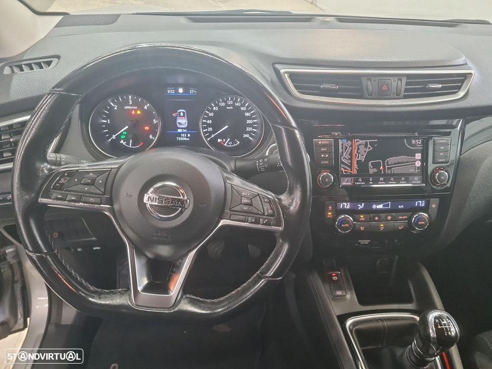 Nissan Qashqai 1.5 dCi N-Connecta J18 - 9