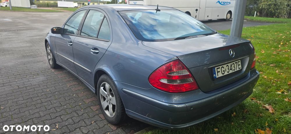 Mercedes-Benz Klasa E 320 T Avantgarde - 5