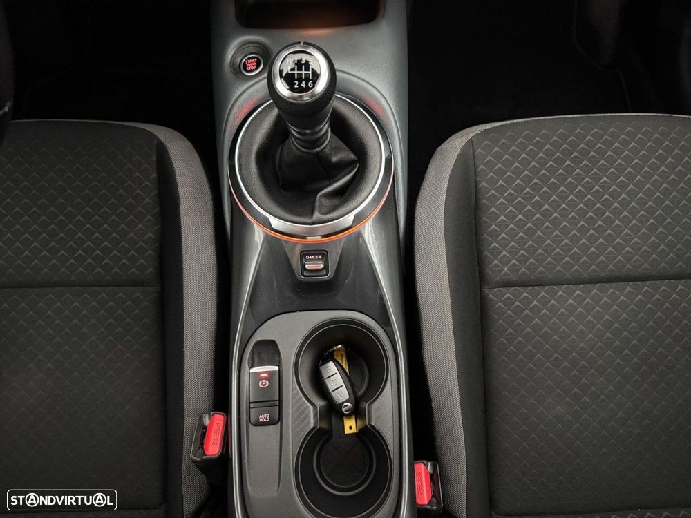 Nissan Juke 1.0 DIG-T N-Design C.Two Tone S. - 25