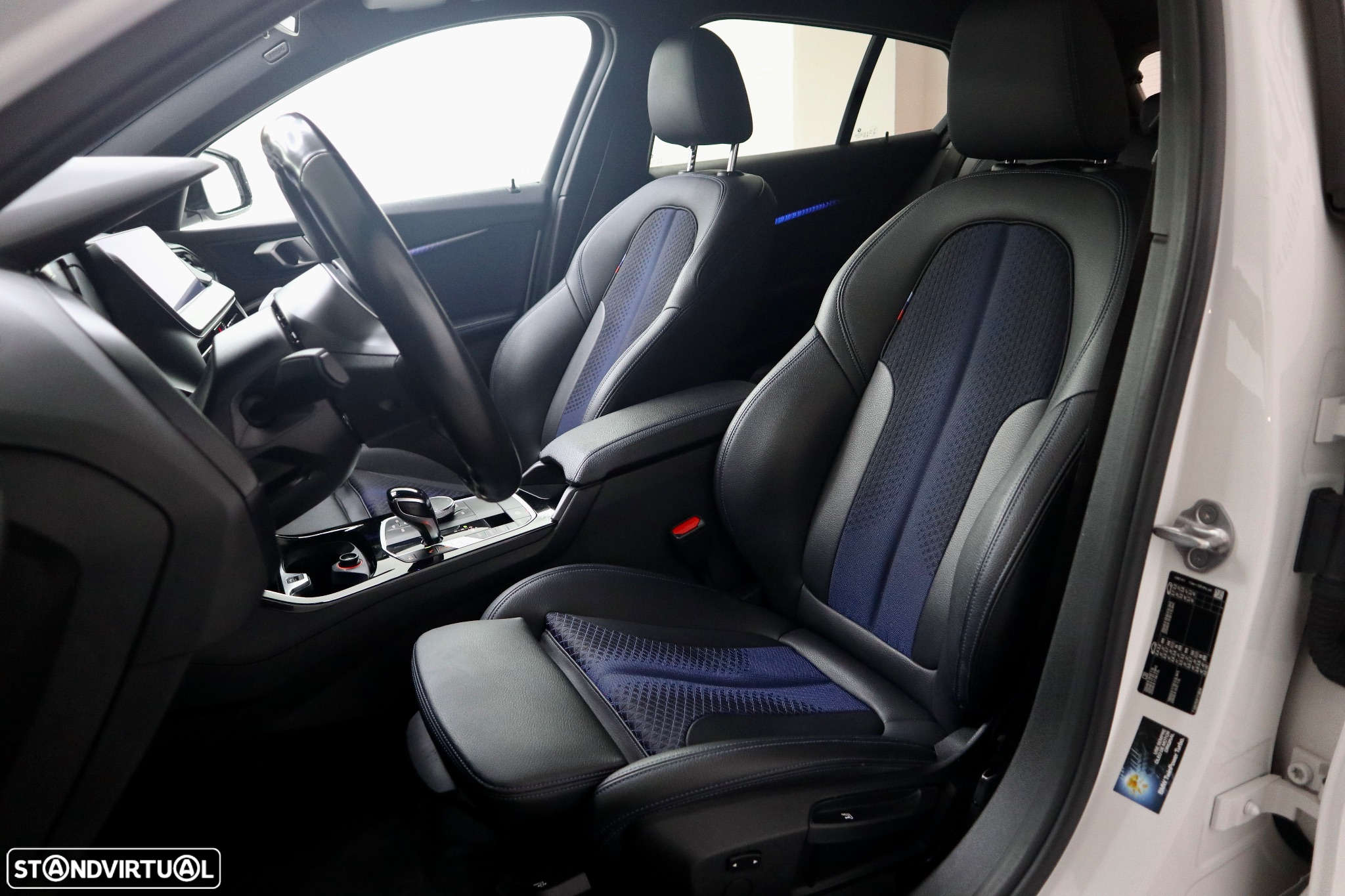 BMW 116 d Pack M Auto - 11