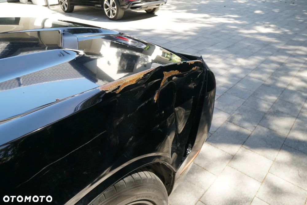 Dodge Challenger - 16
