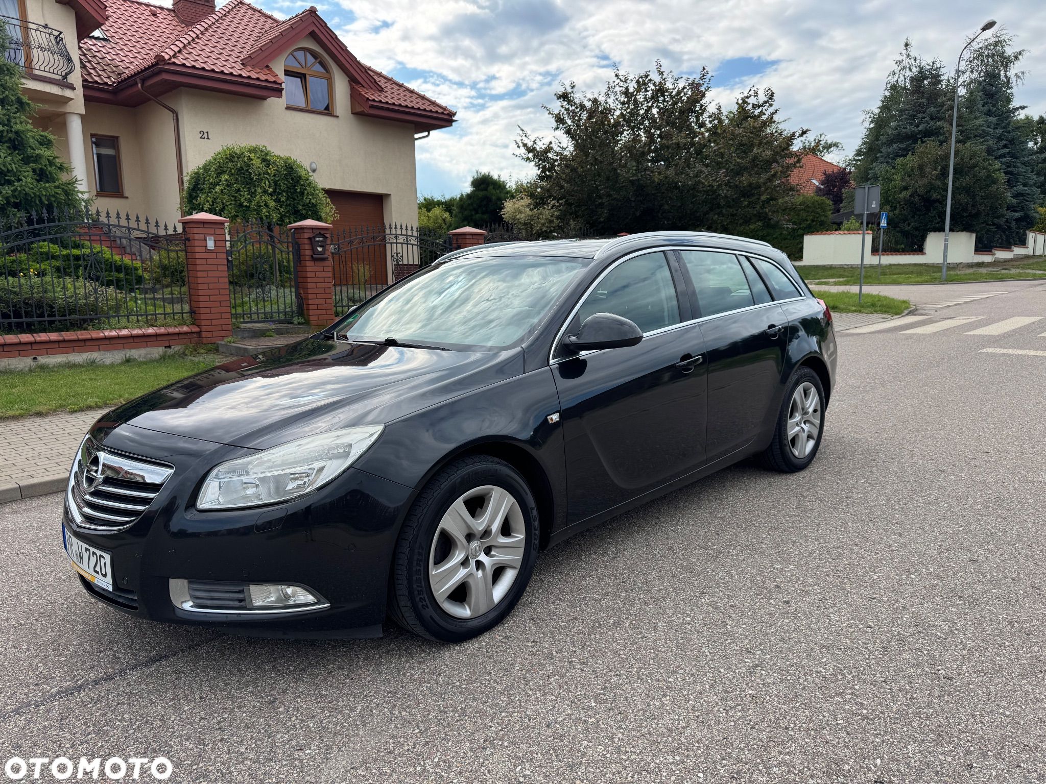 Opel Insignia 2.0 CDTI automatik Active - 1
