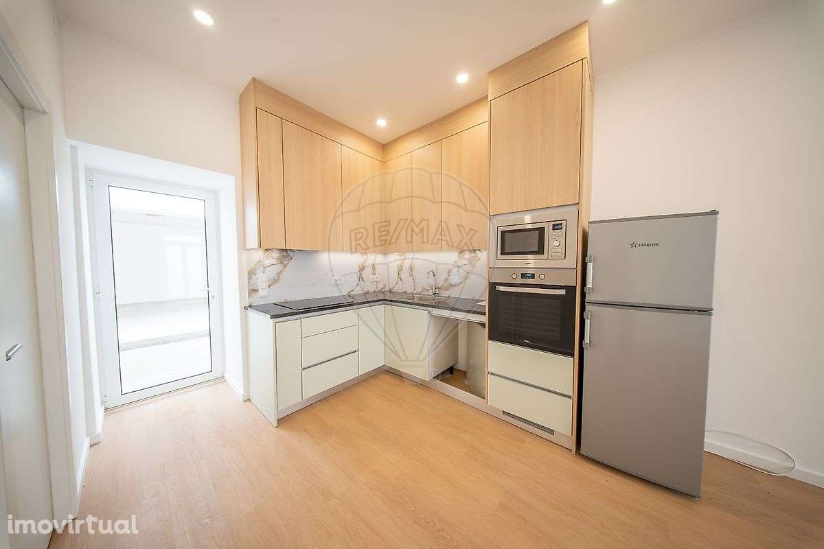 Moradia T2 para venda - Grande imagem: 2/21