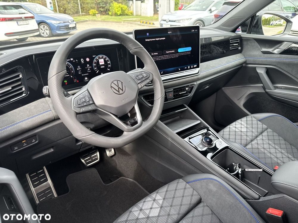 Volkswagen Tiguan - 10