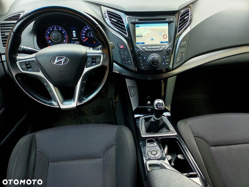 Hyundai i40 1.6 GDI Comfort + - 13