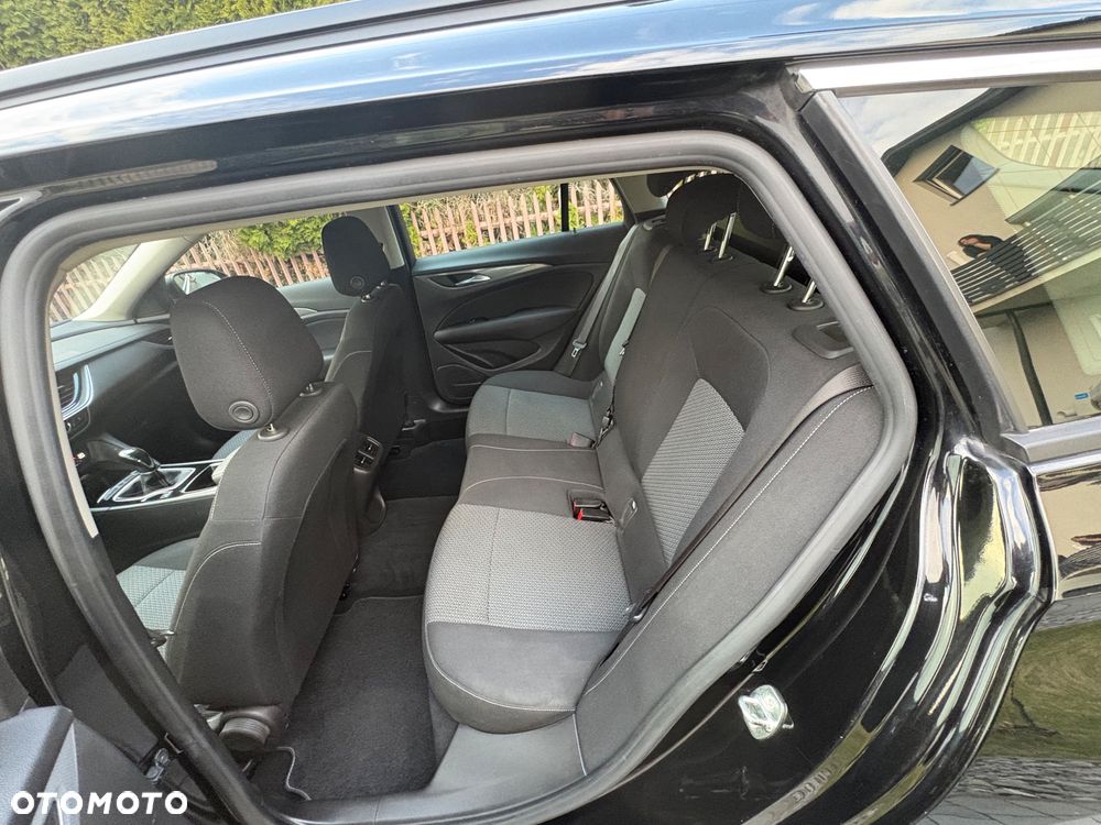 Opel Insignia - 13