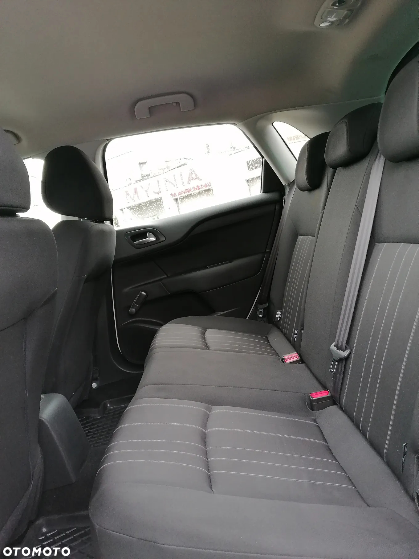 Citroën C4 BlueHDi 100 Selection - 16