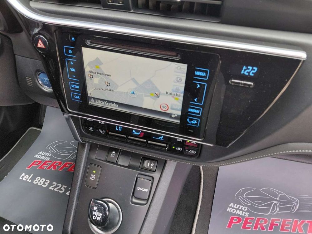 Toyota Auris - 16