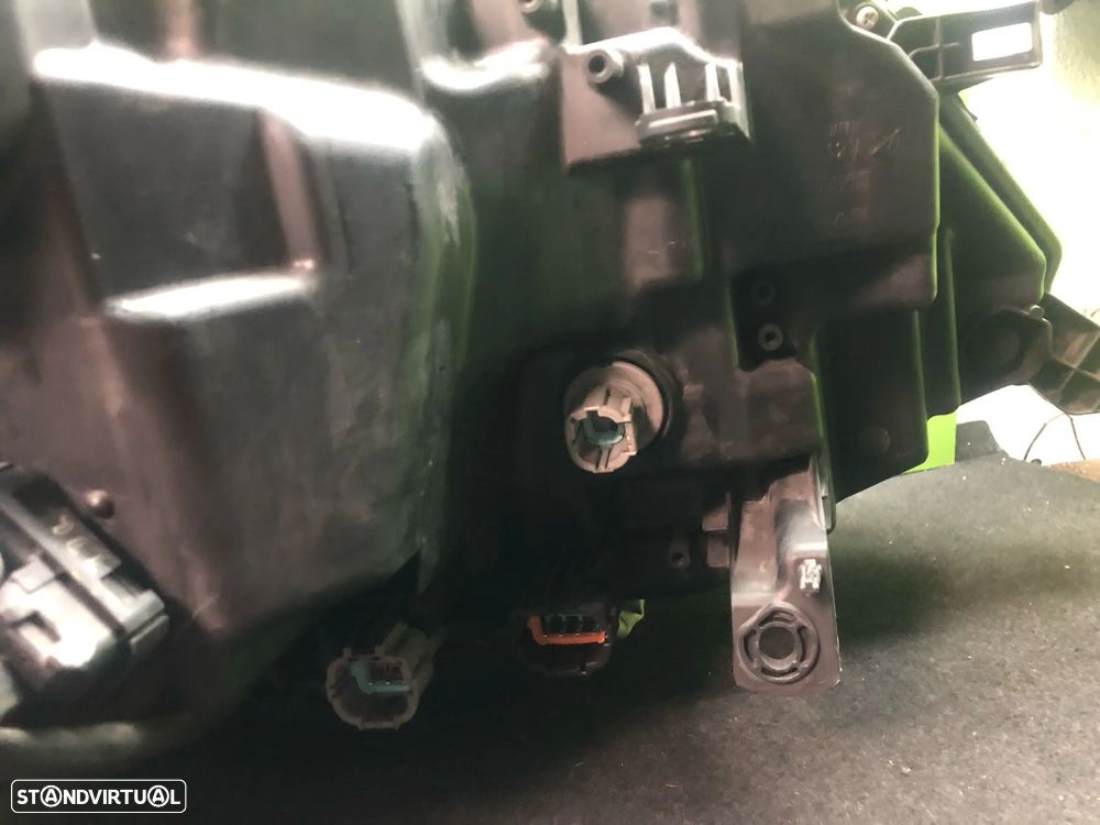 NISSAN X-TRAIL FAROL ESQUERDO - FF675 - 10