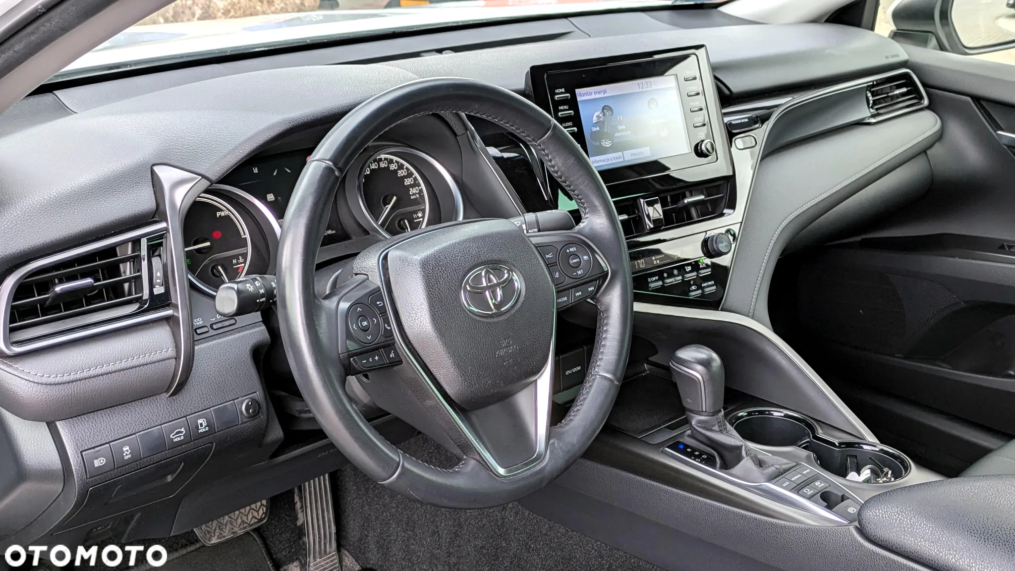 Toyota Camry 2.5 Hybrid Comfort CVT - 6