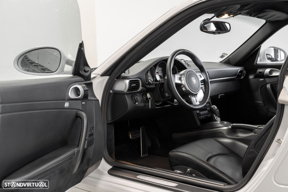 Porsche 911 (997) - 8