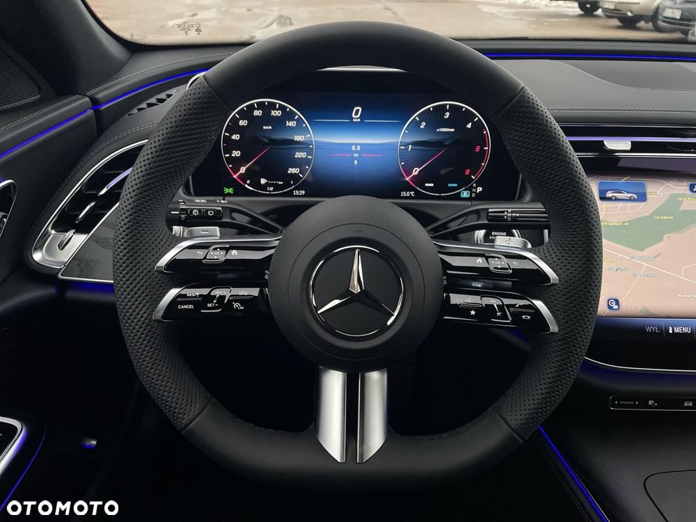 Mercedes-Benz Klasa E - 16