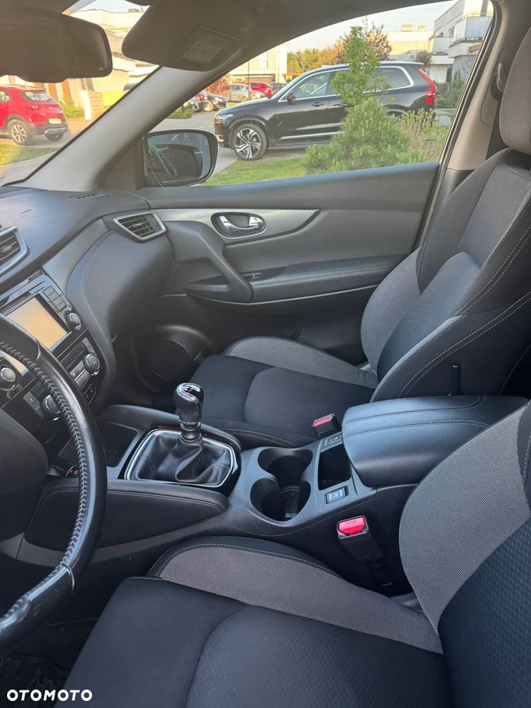 Nissan Qashqai 1.3 DIG-T N-Connecta - 18