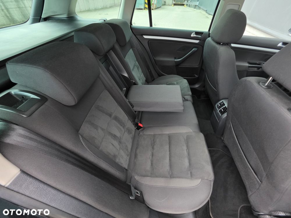 Volkswagen Golf 1.4 TSI Highline - 28