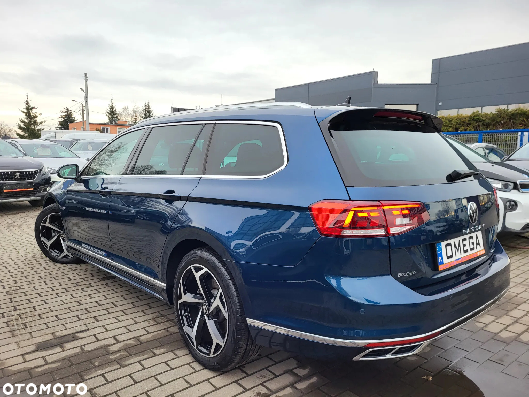 Volkswagen Passat Variant 2.0 TDI SCR DSG 4Motion Business - 4