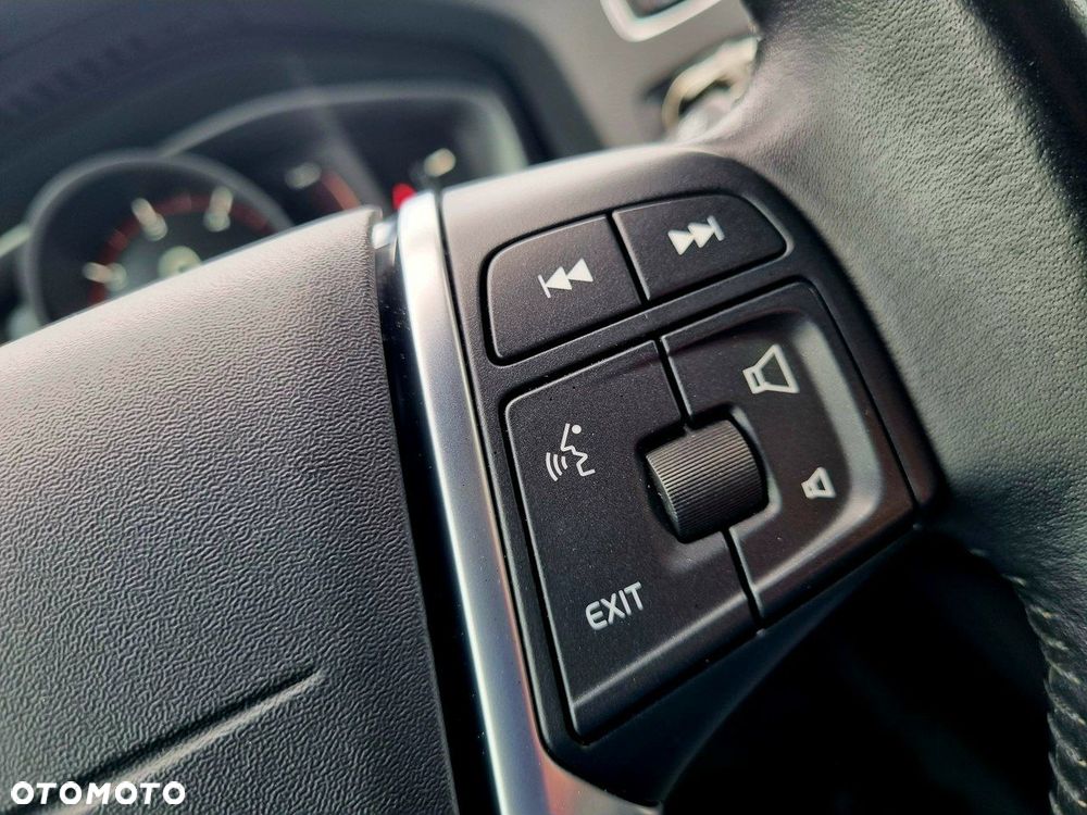 Volvo V60 Cross Country D3 Geartronic Summum - 18