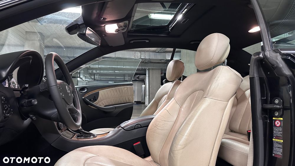 Mercedes-Benz CLK 350 7G-TRONIC Avantgarde - 24
