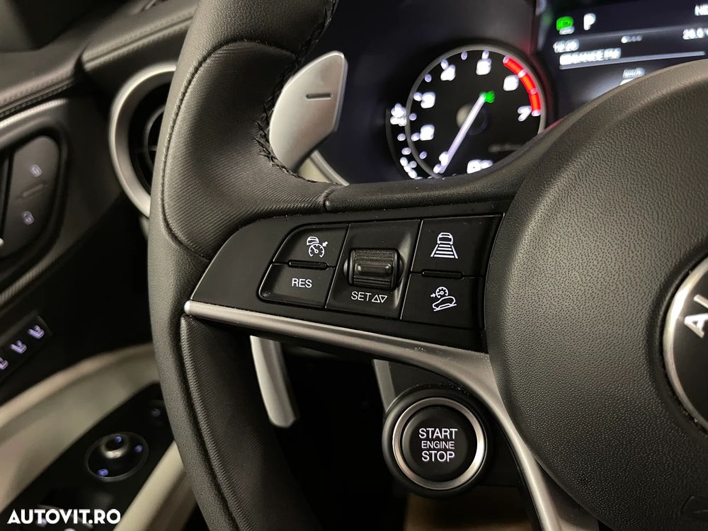 Alfa Romeo Stelvio 2.0 Turbo AWD AT8 Super - 26