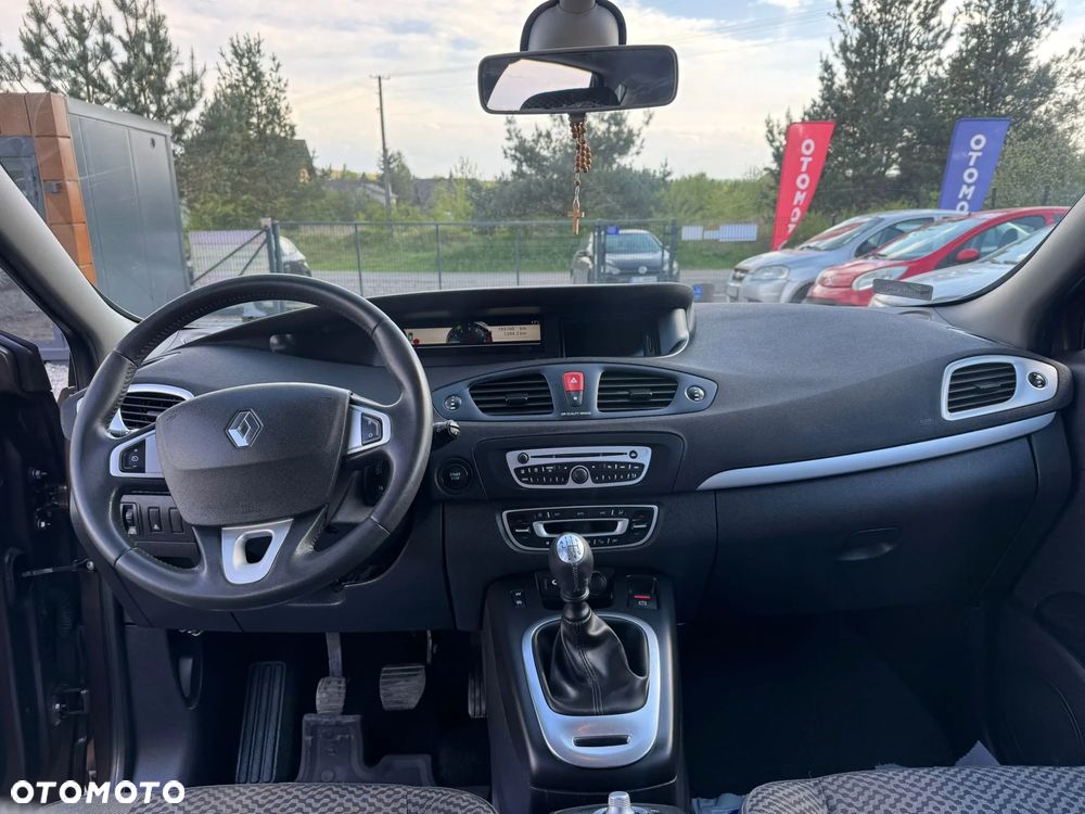 Renault Scenic 1.5dCi TomTom Edition - 9