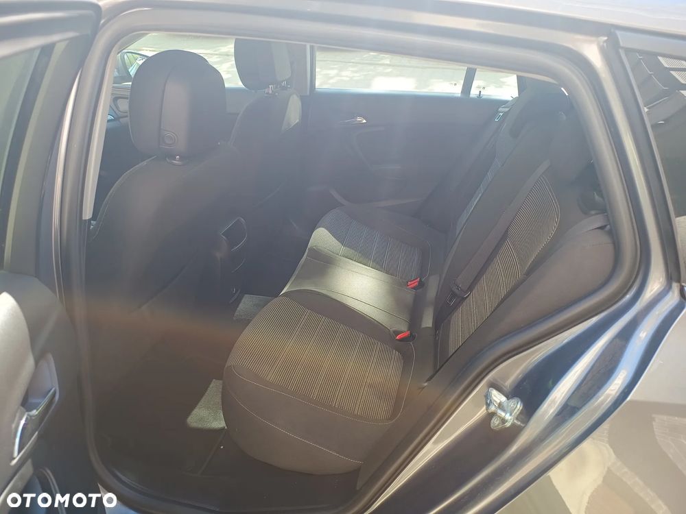 Opel Insignia 1.6 ECOTEC Exclusive - 12