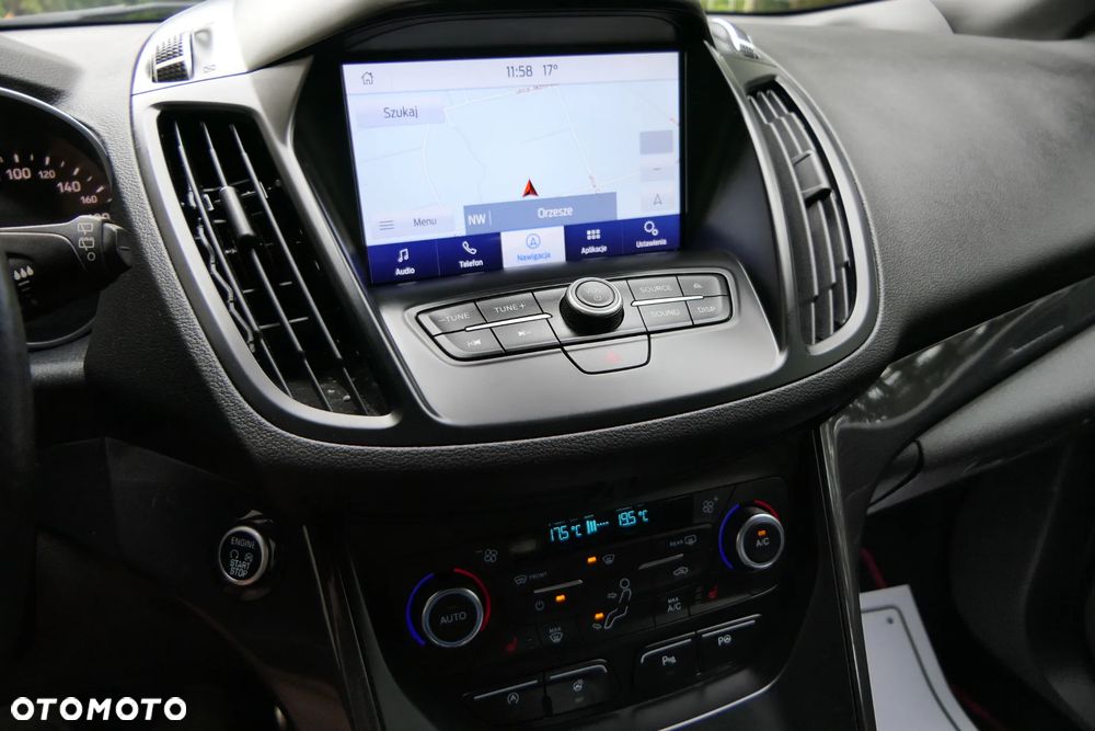 Ford Kuga 1.5 EcoBoost 2x4 ST-Line - 27