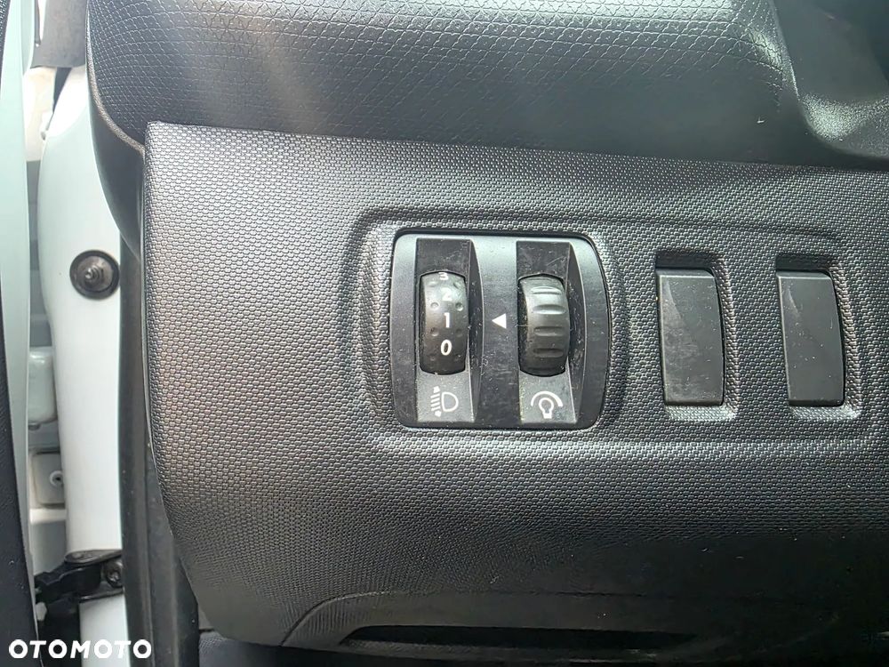 Renault Clio 1.2 16V Pack Dynamique - 14