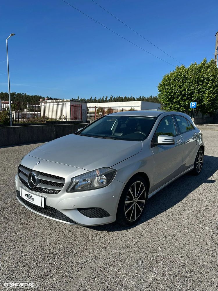 Mercedes-Benz A 180 CDI (BlueEFFICIENCY) - 2