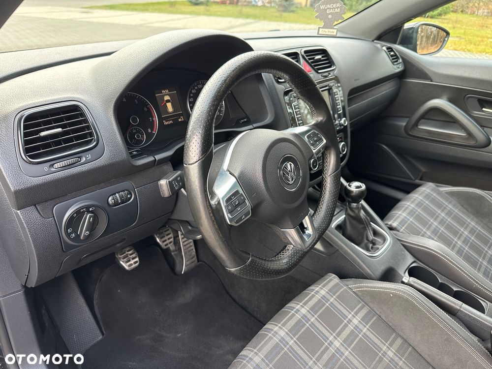 Volkswagen Scirocco 2.0 TSI Edition - 14