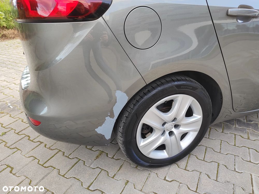 Opel Zafira - 19