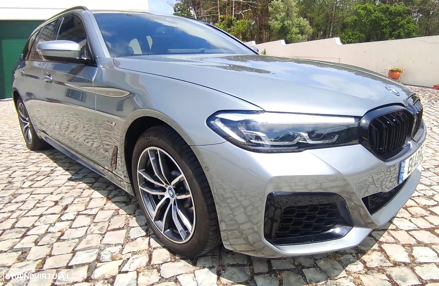 BMW 530 e Pack Desportivo M - 8