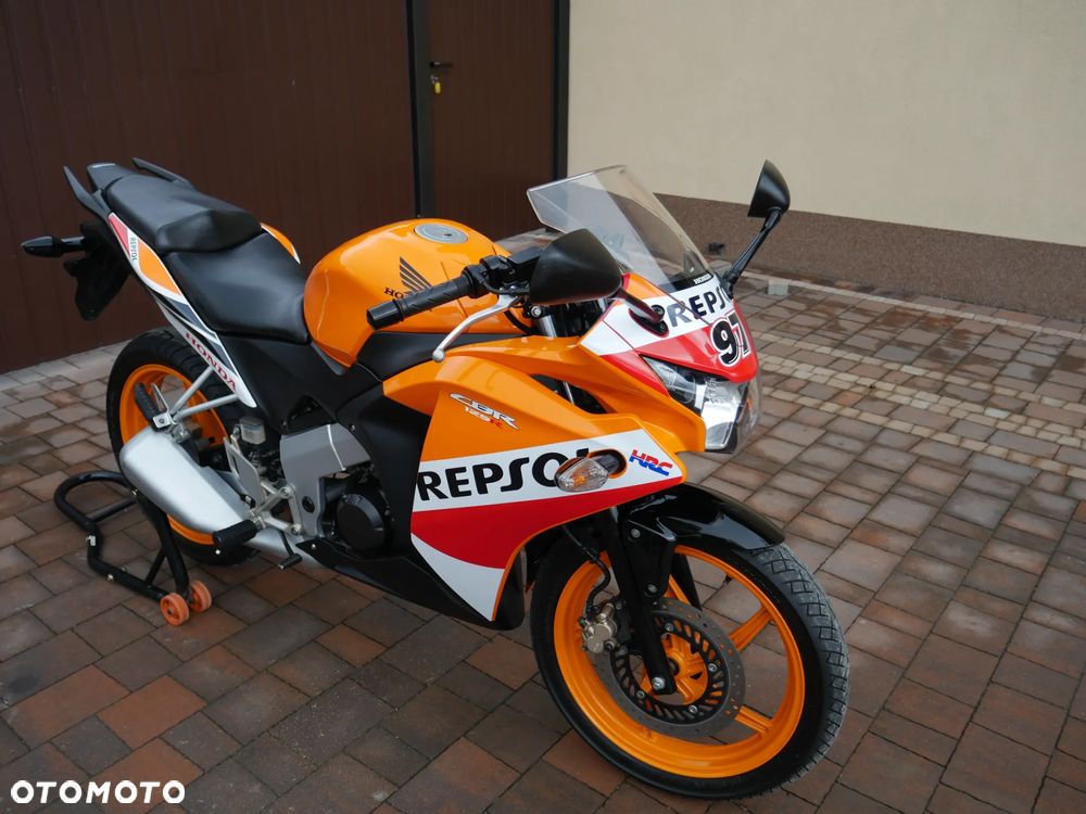 Honda CBR - 3