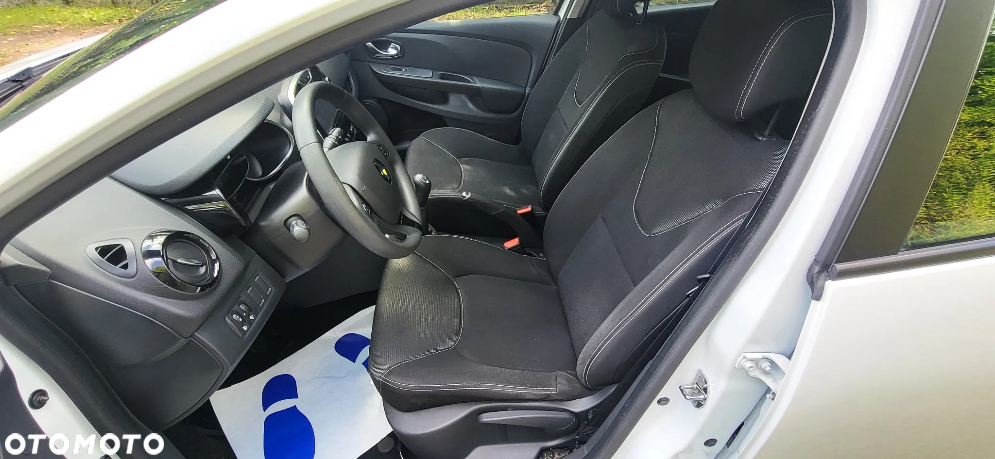 Renault Clio 1.2 16V 75 Dynamique - 27