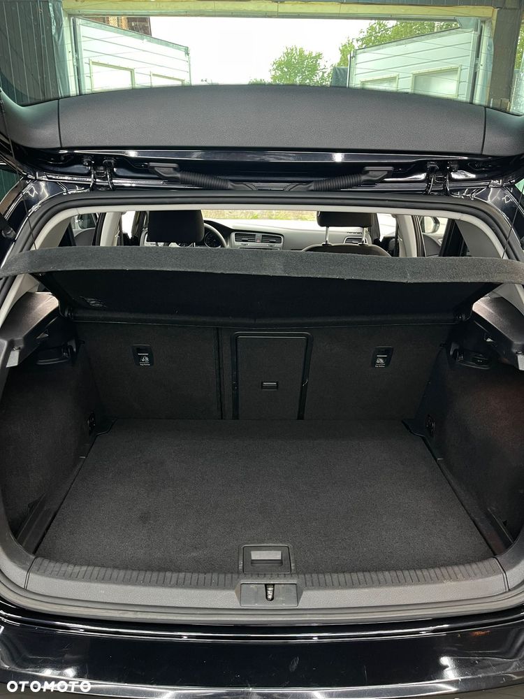 Volkswagen Golf 1.2 TSI BlueMotion Technology MATCH - 22