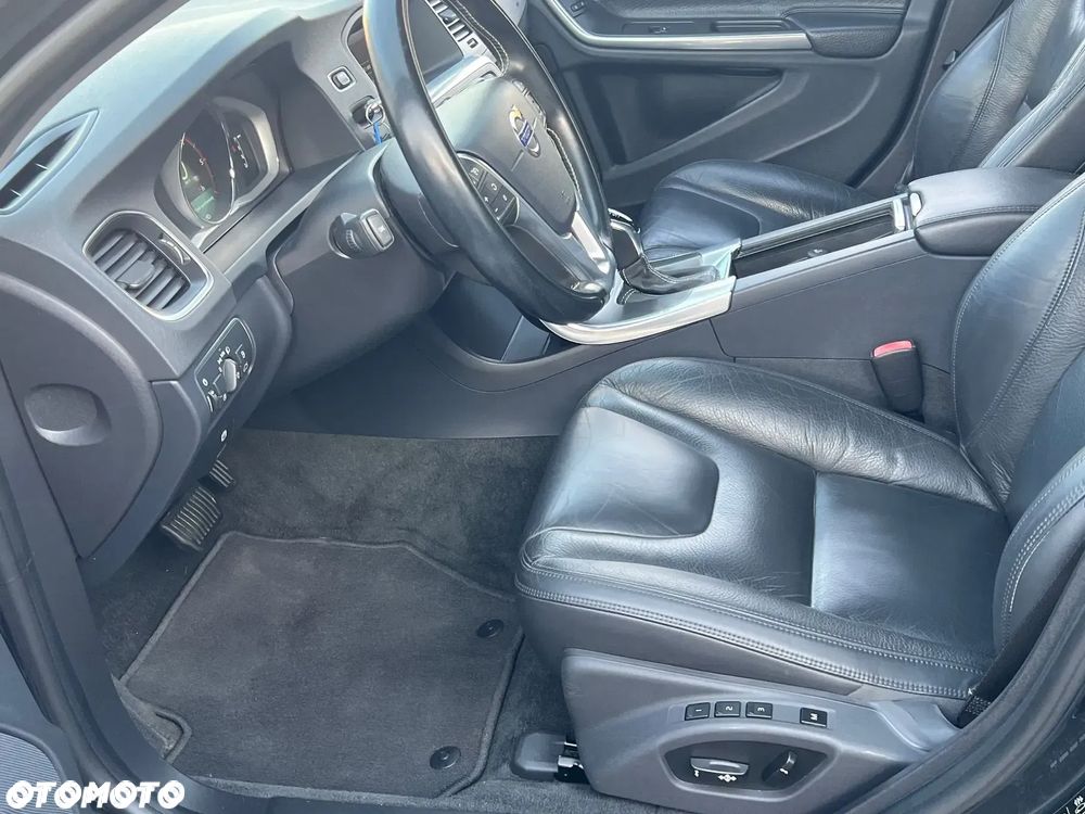 Volvo V60 - 17