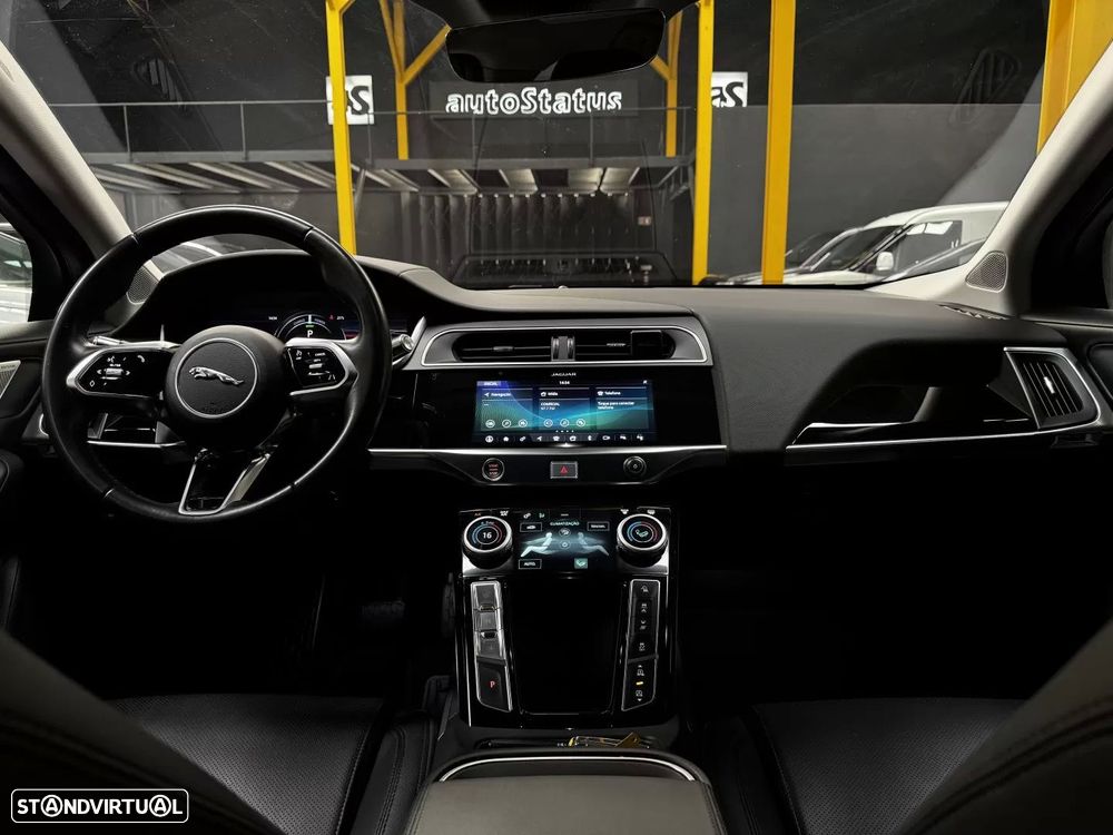 Jaguar I-Pace - 16