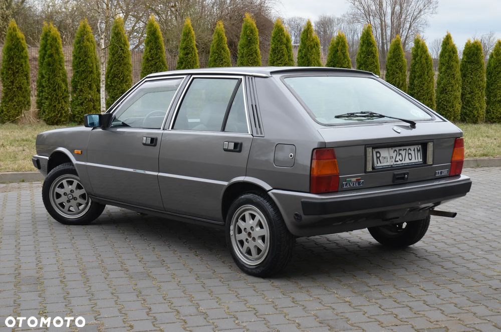 Lancia Delta 1600 i.e GT - 3