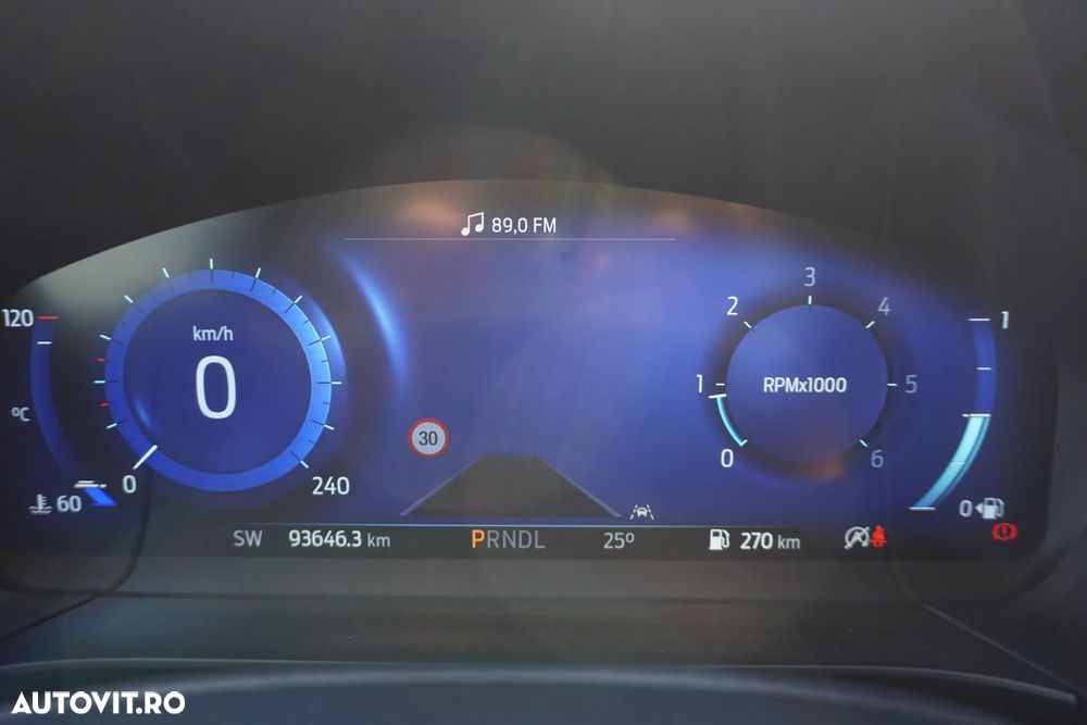 Ford Kuga - 14