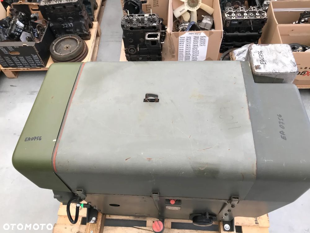 SILNIK HATZ D-8399 4L30K-155A 13000netto - 10