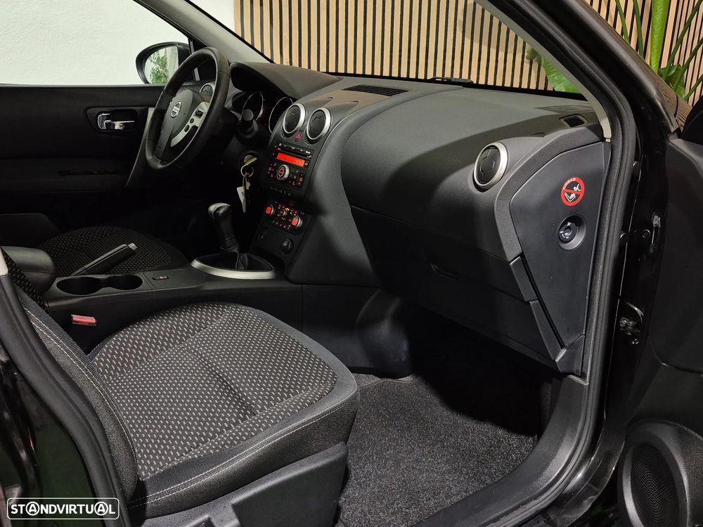 Nissan Qashqai 1.6 Acenta 17 - 13