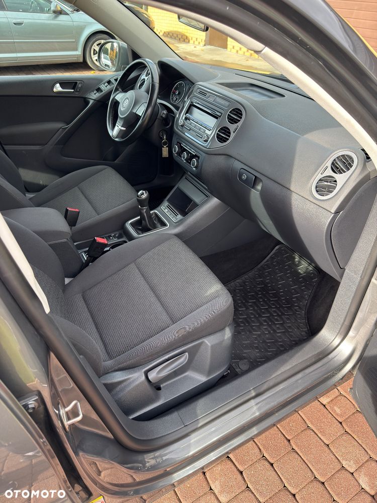 Volkswagen Tiguan - 9