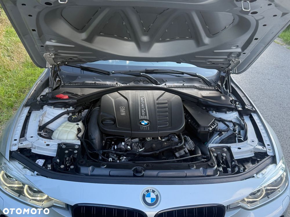 BMW Seria 3 335d xDrive Sport Line - 6