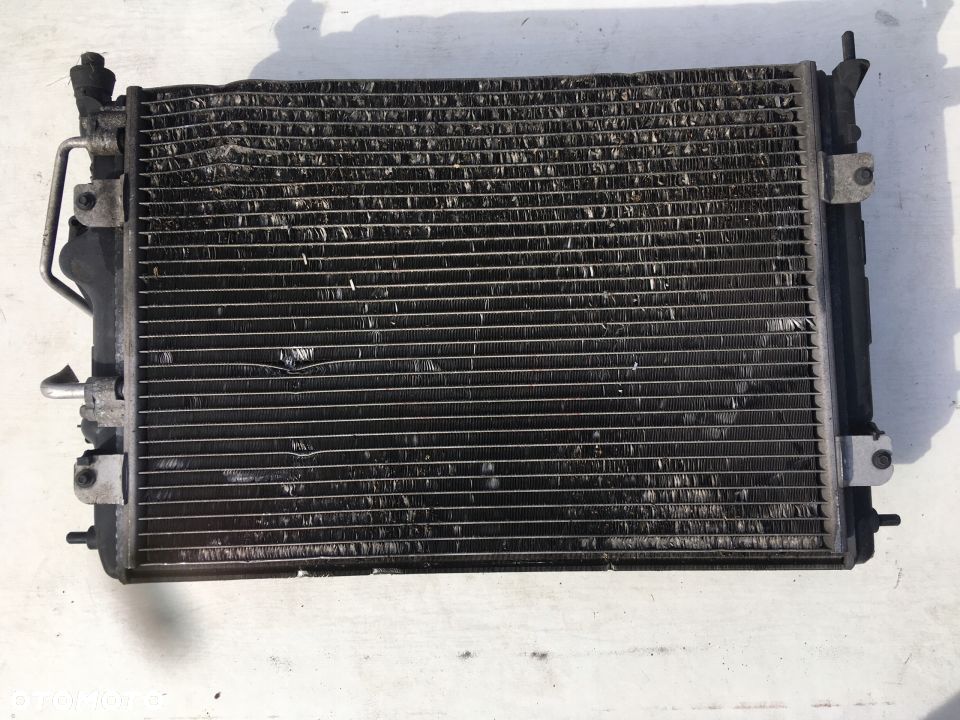 DACIA LOGAN 1,6 16V CHŁODNICA WODY WENTYLATOR - 2