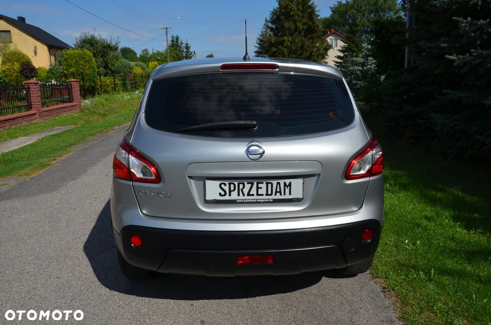 Nissan Qashqai 1.6 Visia - 12