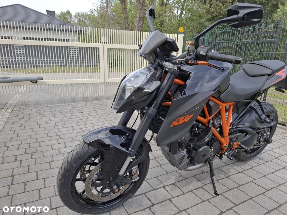 KTM Super Duke - 24